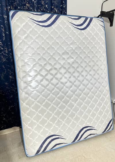 Brand New Diamond Spring Victoria Matress For Sale