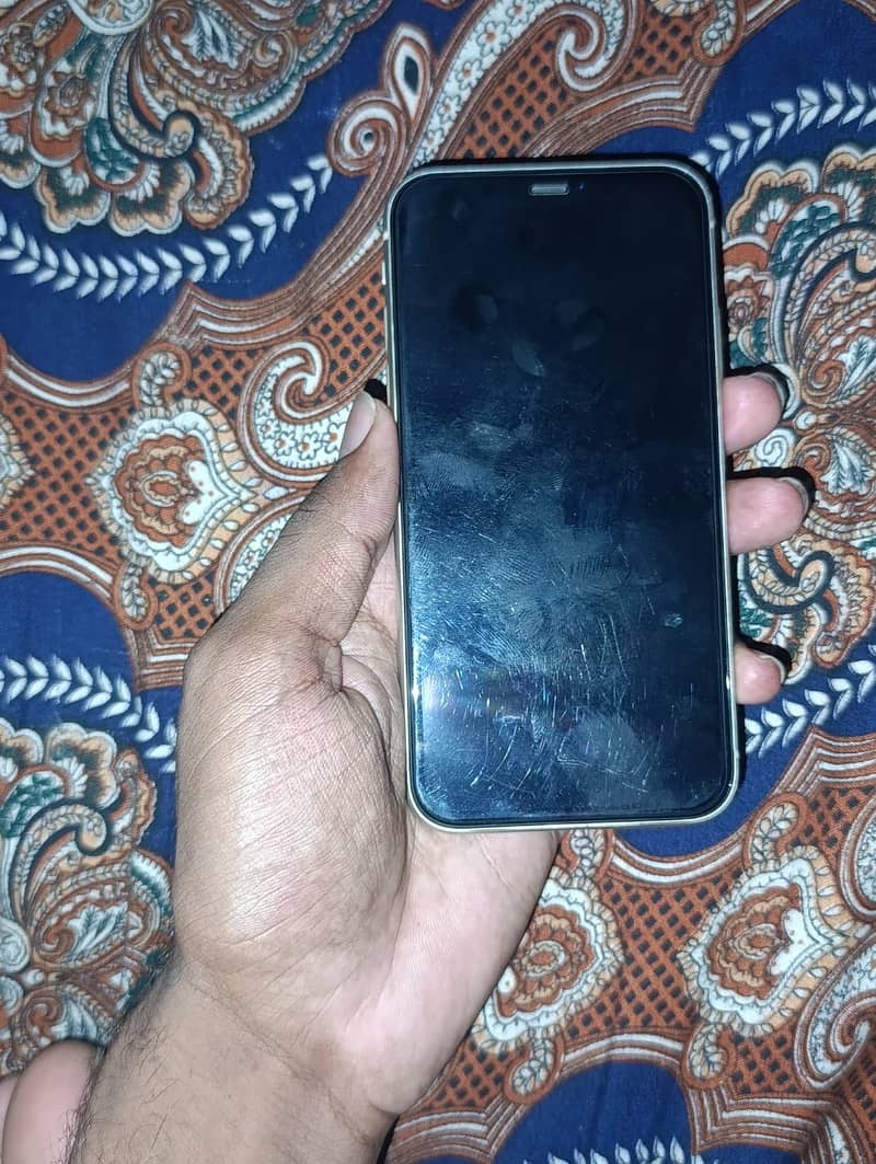 Apple iPhone 11 2