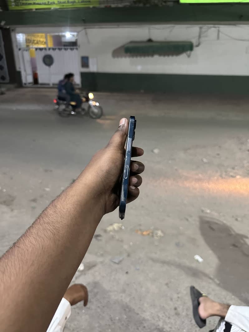 iphone13 4