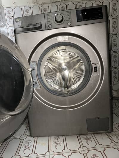 Fully working automatic washing machine in a very reasonable price