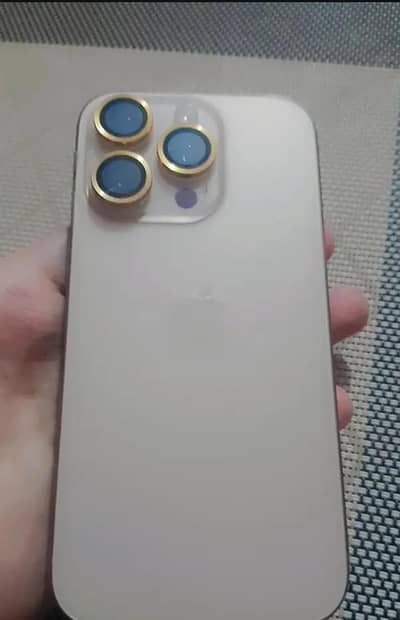Apple iPhone 16 Pro