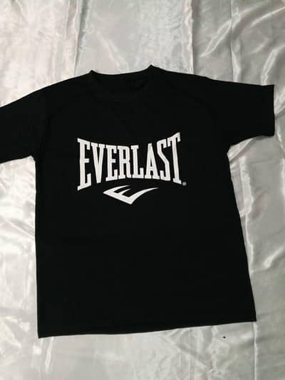 black T shirt, Holl sell rate par , stock available 0332-80-94-07