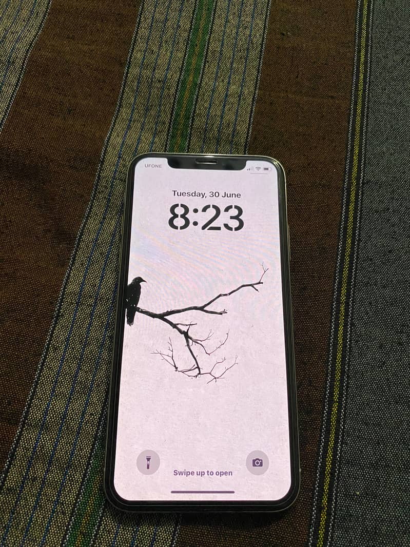 Apple iPhone X 0