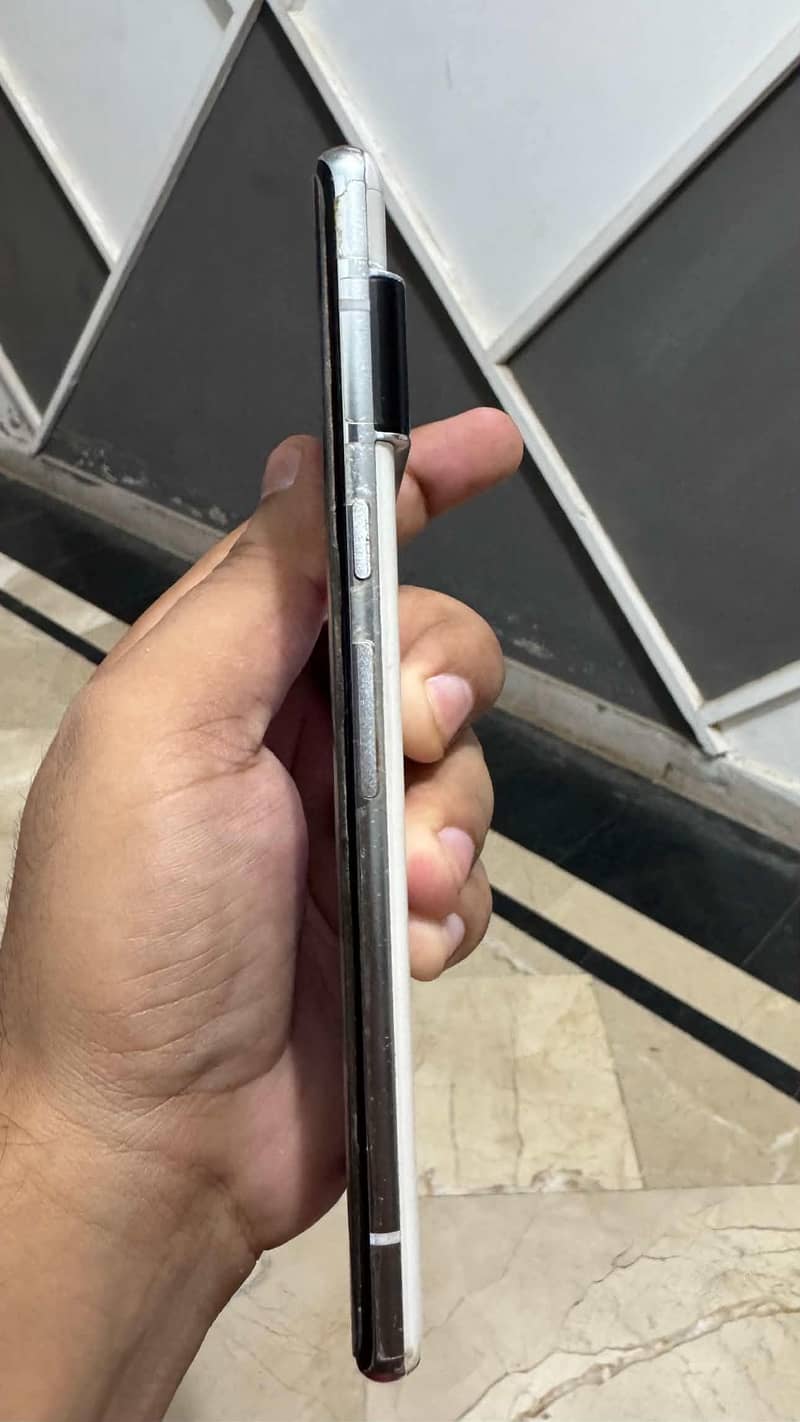 Google Pixel 6 Pro 2