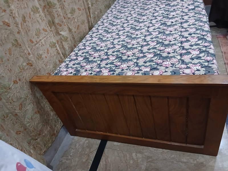 single bed 4