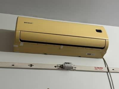 non inverter AC