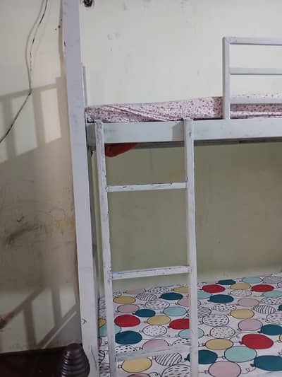 bunker bed
