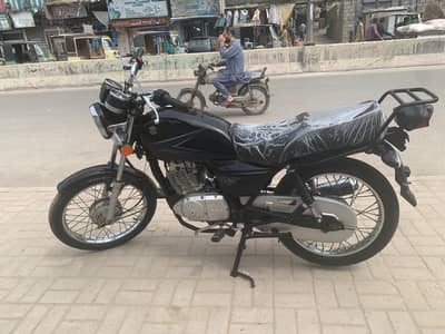 SUZUKI GS 150 MODEL 2025