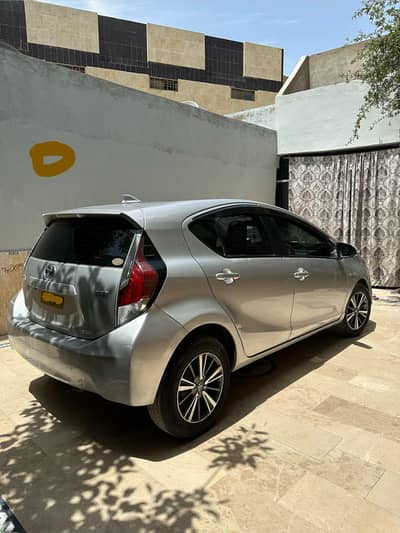Toyota Aqua 2015