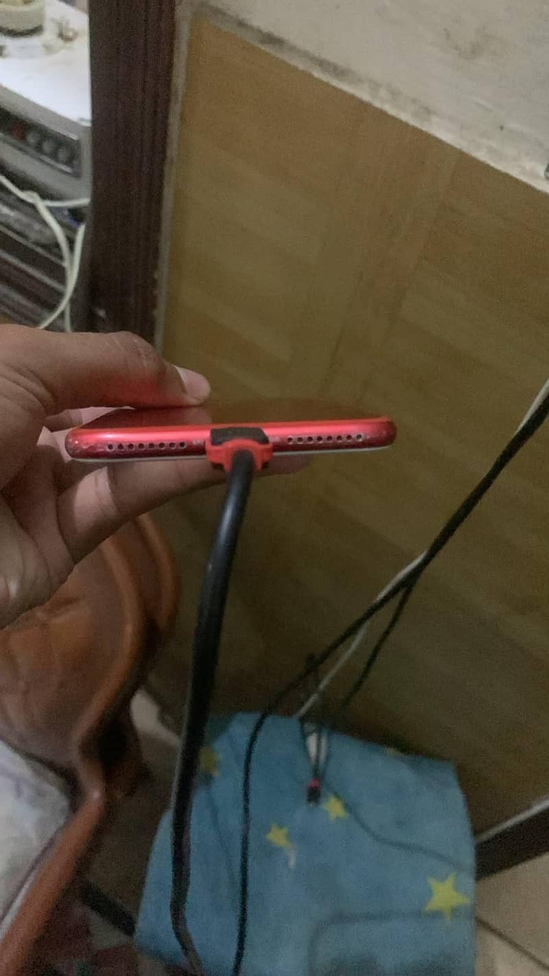 Apple iPhone 7 Plus 2