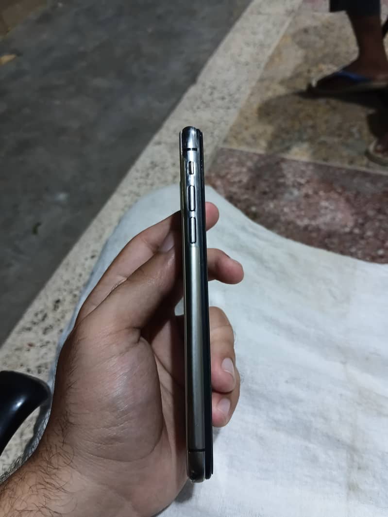 iPhone X 2