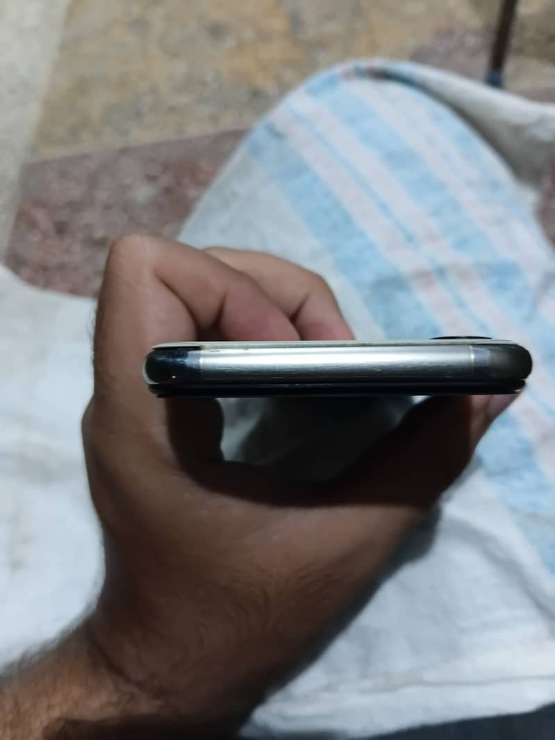 iPhone X 3