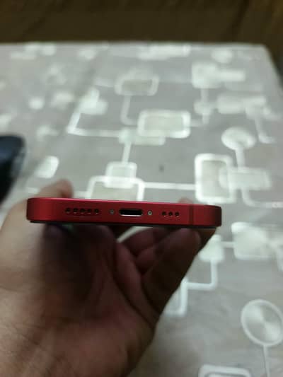 Apple iPhone 14