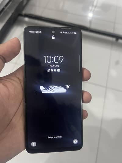 Samsung Galaxy A51 - Good Condition - best phone