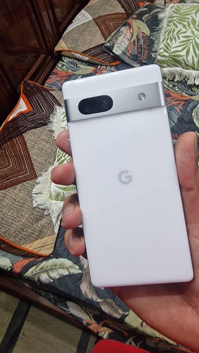 Google Pixel 7A 10/10 condition