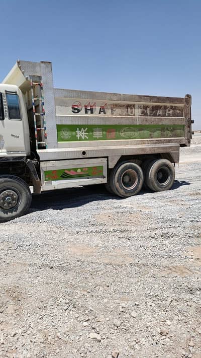 Dumper truck