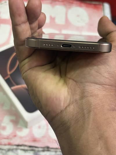 Apple iPhone 16 Pro Max