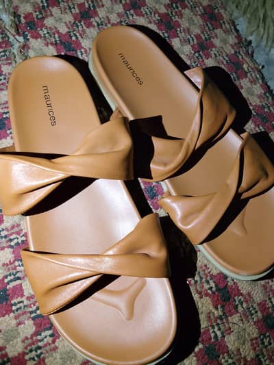 Maurices size 9 us