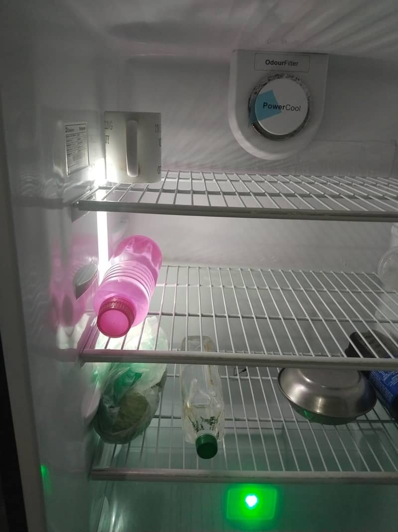 DAWLANCE REFRIGERATOR 3