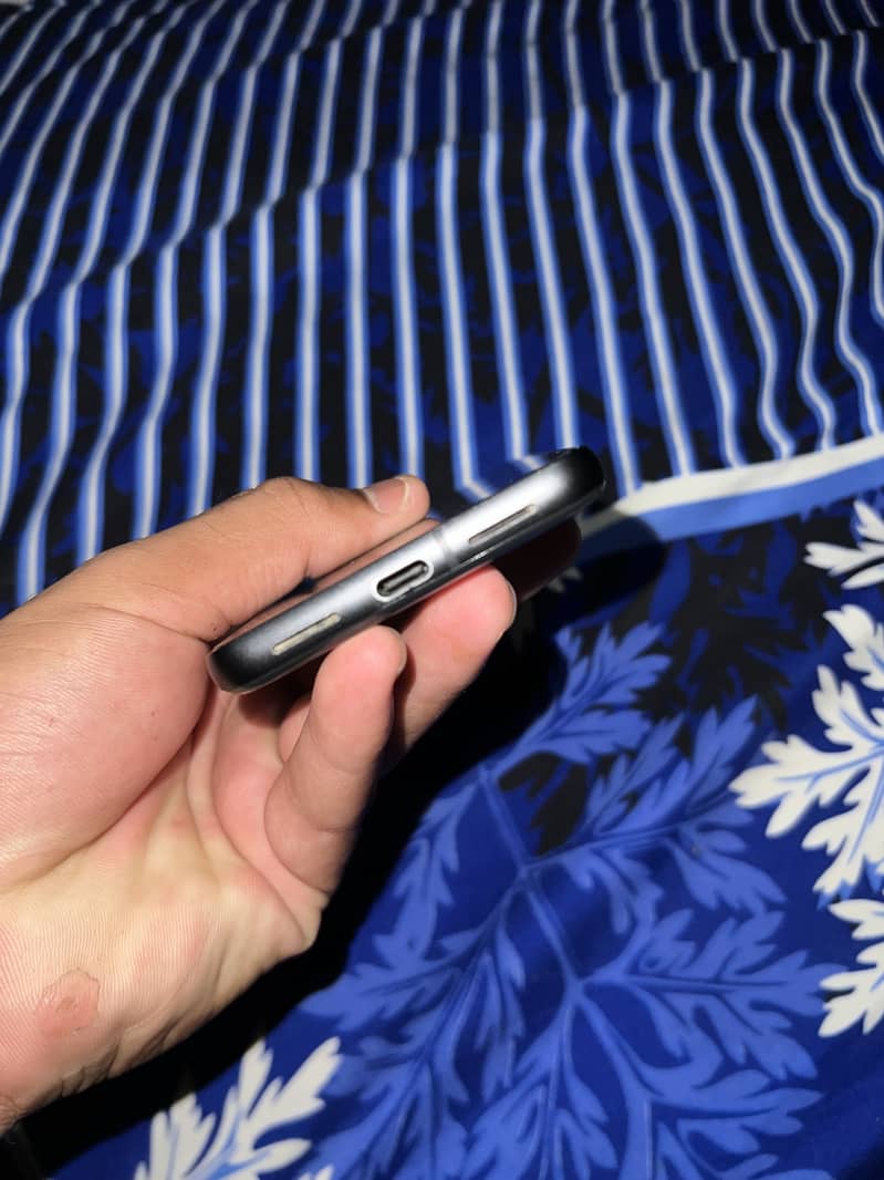 Google Pixel 8 1