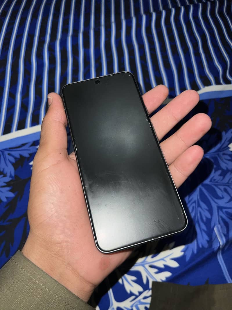 Google Pixel 8 2