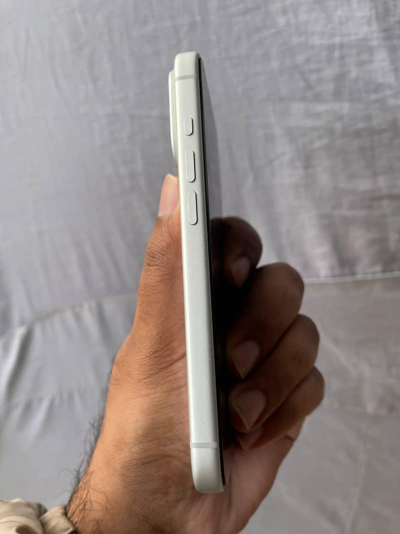 Apple iPhone 17 Pro 1