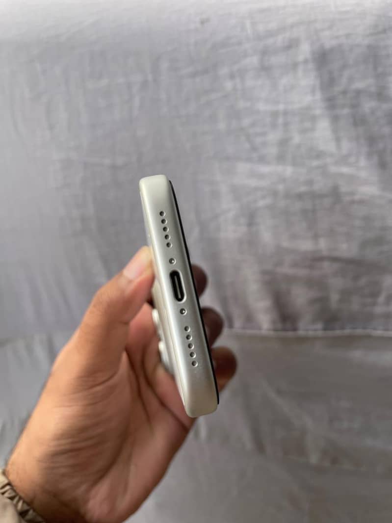 Apple iPhone 17 Pro 2