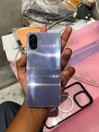 Samsung A07 4GB ram or 64GB memory