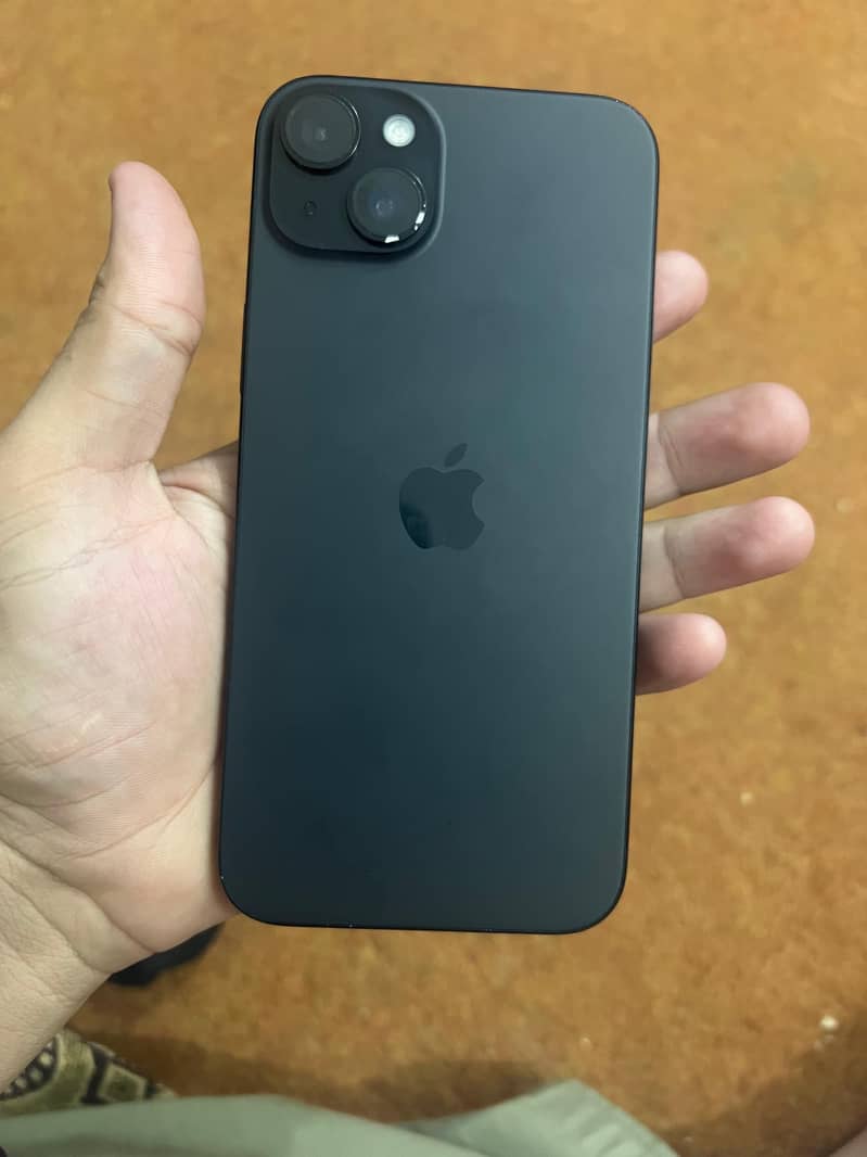 Apple iPhone 15 plus 3