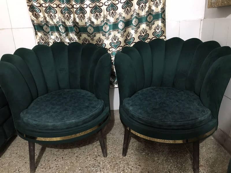 2 Coffee sofa & 1 table 1