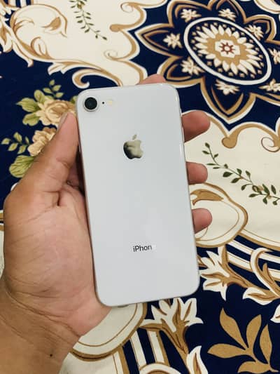 iphone 8 Luch phone