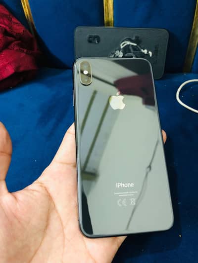 iPhone XS Max 256GB factory unlock waterpack