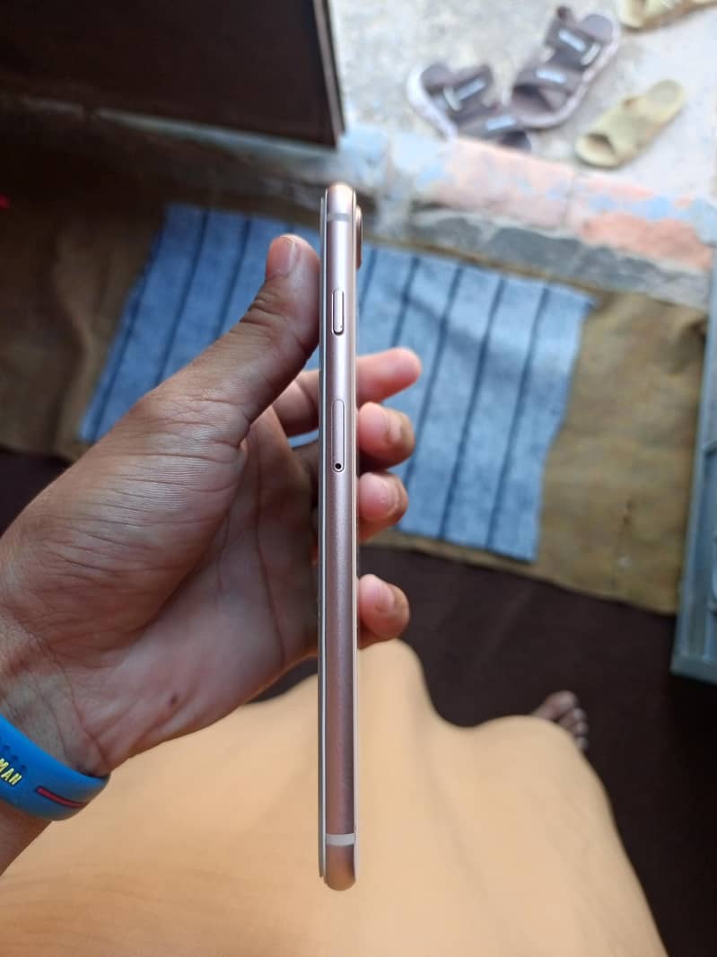 iphone 8 plus 3