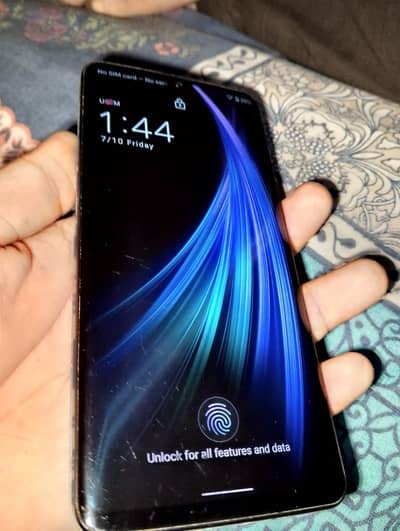 Aquos zero 2.8/256