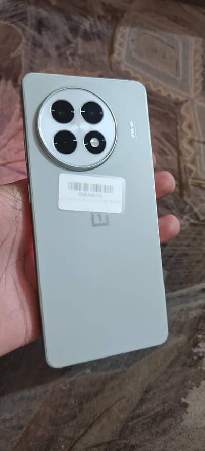 One Plus Ace 5 16/512,8gen3,6500 mAh battery, Green Colour