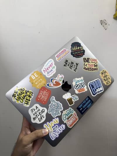 MacBook Pro 2016 Late 8GB 256GB with Box Pack