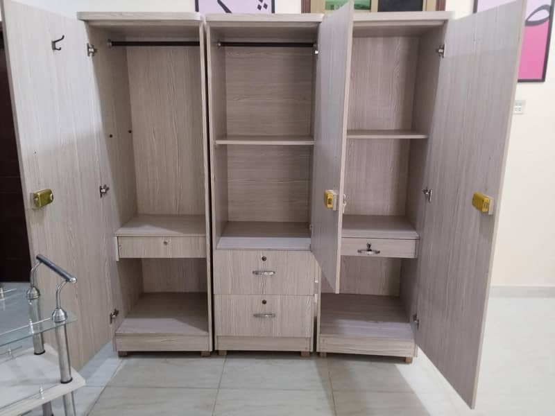 cupboard 0