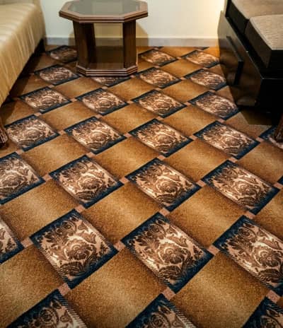 Premium Drawing Room Carpet (13.5 x 9 Ft) – Excellent Condition!