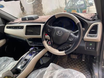 Honda Vezel 2015