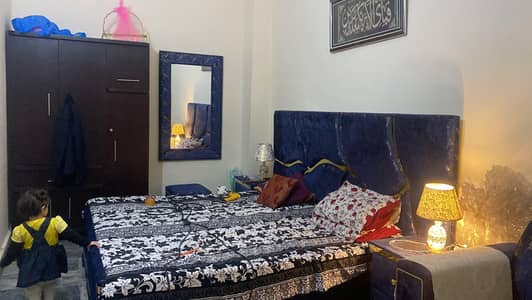 Bed King full size wooden (tally)