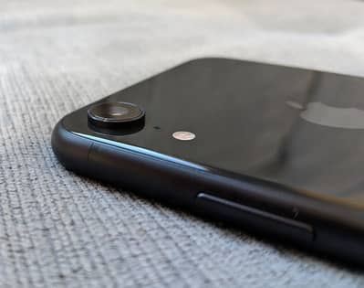 Apple iPhone XR