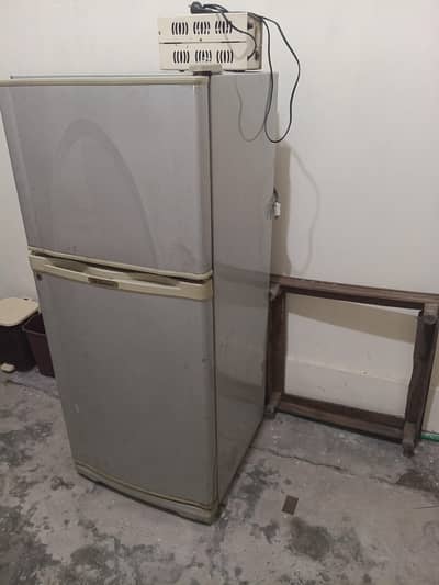 Dawlance fridge small