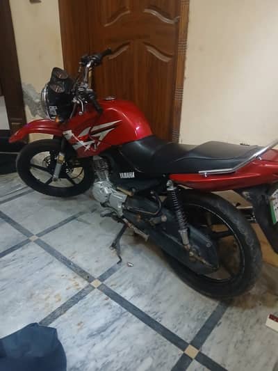 Yamaha YBR 125 2016