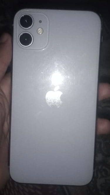 Apple iPhone 11