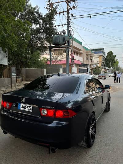 Honda Accord CL 9 TL ( Type luxury )