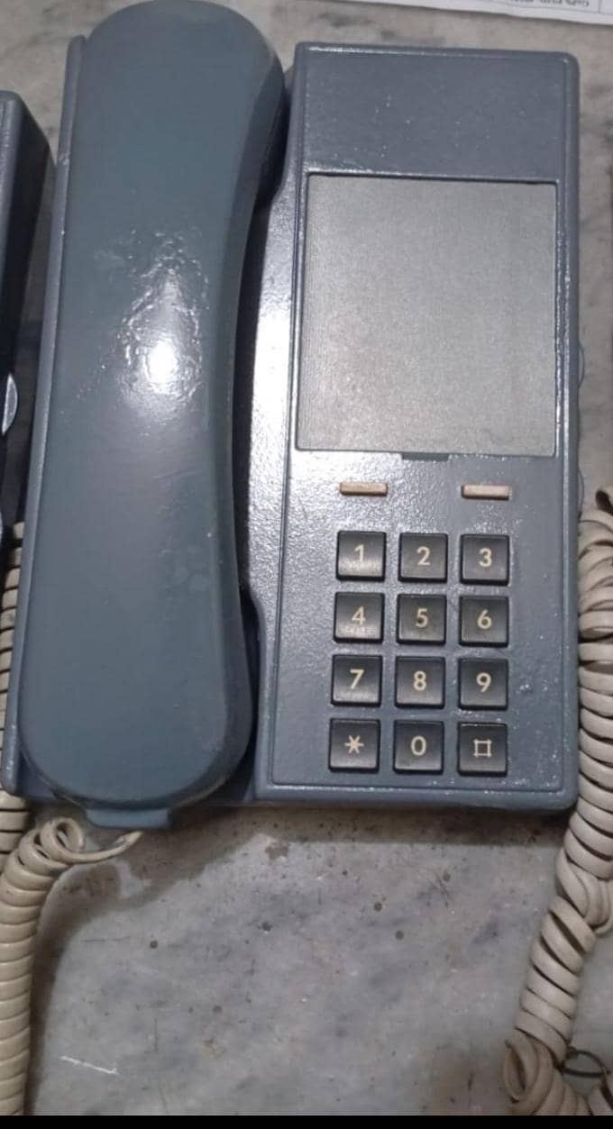 Telephone set 12