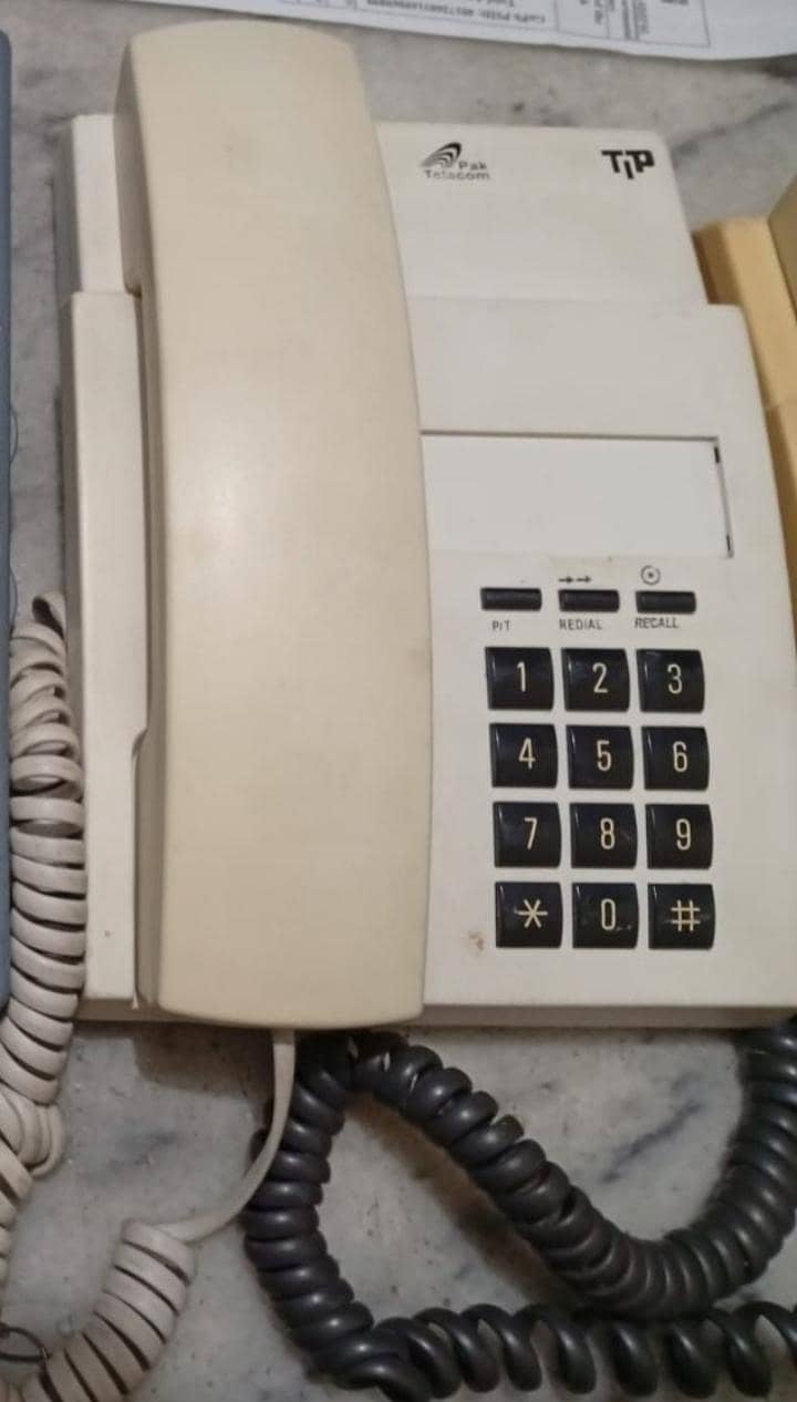 Telephone set 14