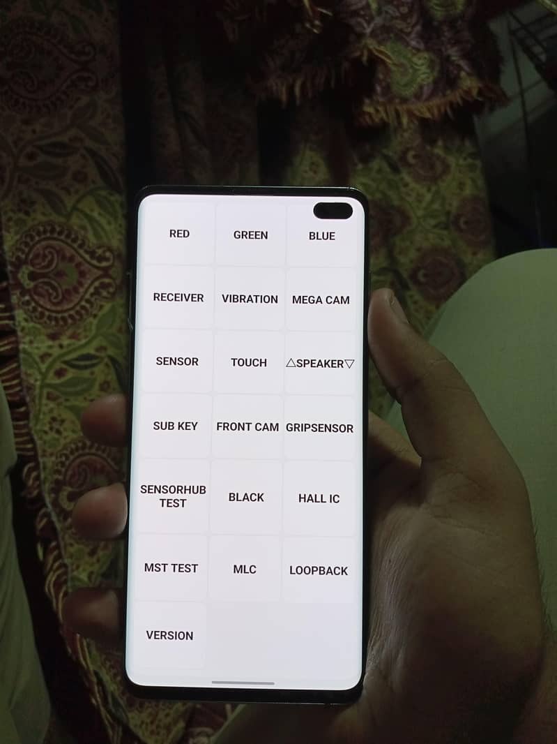 Samsung Mobile S10 Plus 3