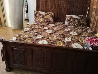 Urgent sale _solid wood full home furniture set.