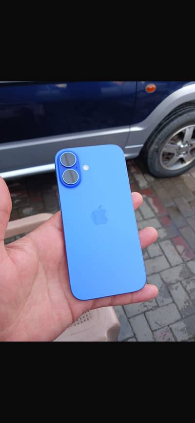Apple iPhone 16